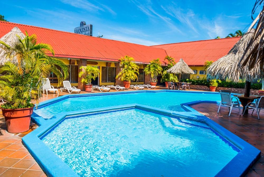Hotel La Quinta La Ceiba Luaran gambar