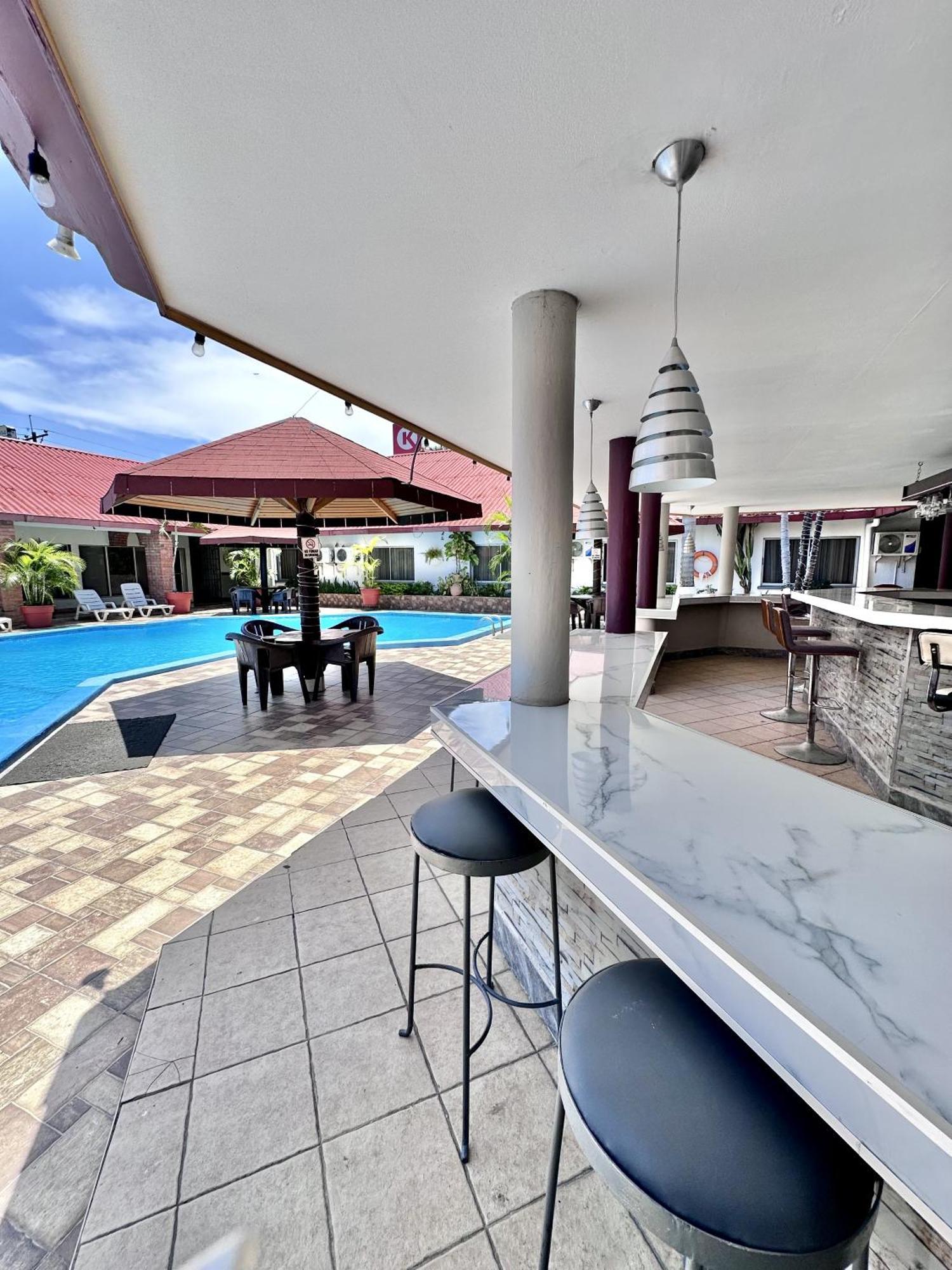 Hotel La Quinta La Ceiba Luaran gambar